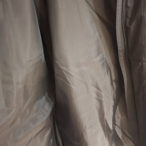 Adidas winter coat xl nwot black triple stripe - Picture 6 of 7